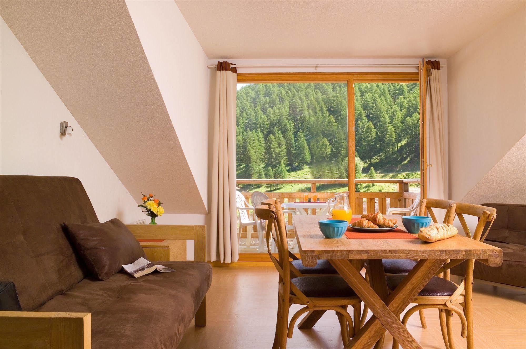 Madame Vacances Residence Le Parc Des Airelles Les Orres Luaran gambar