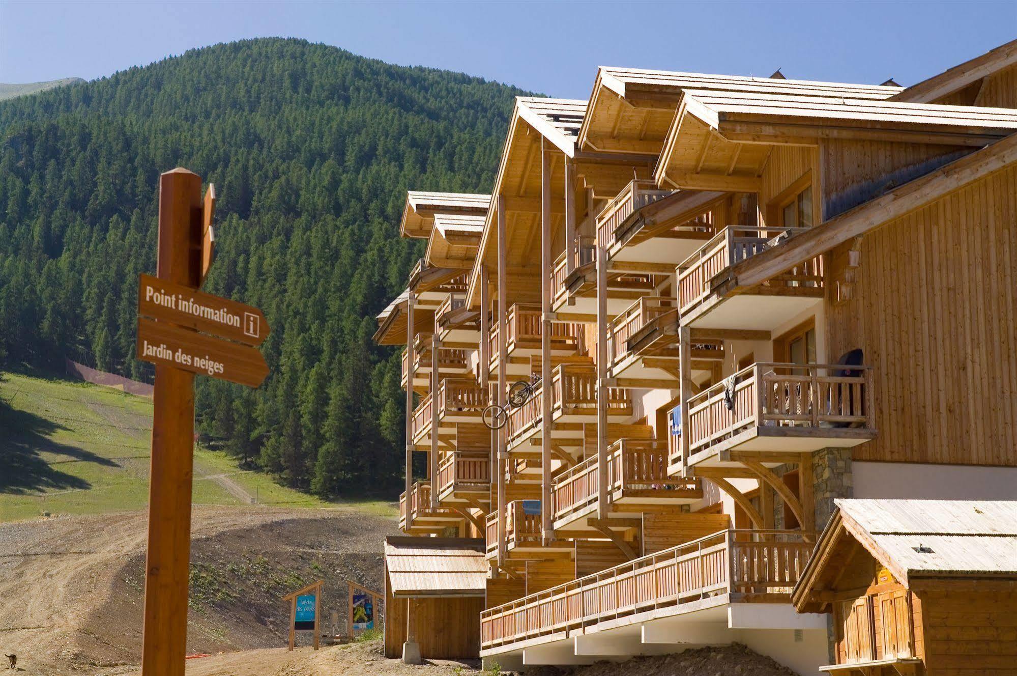 Madame Vacances Residence Le Parc Des Airelles Les Orres Luaran gambar
